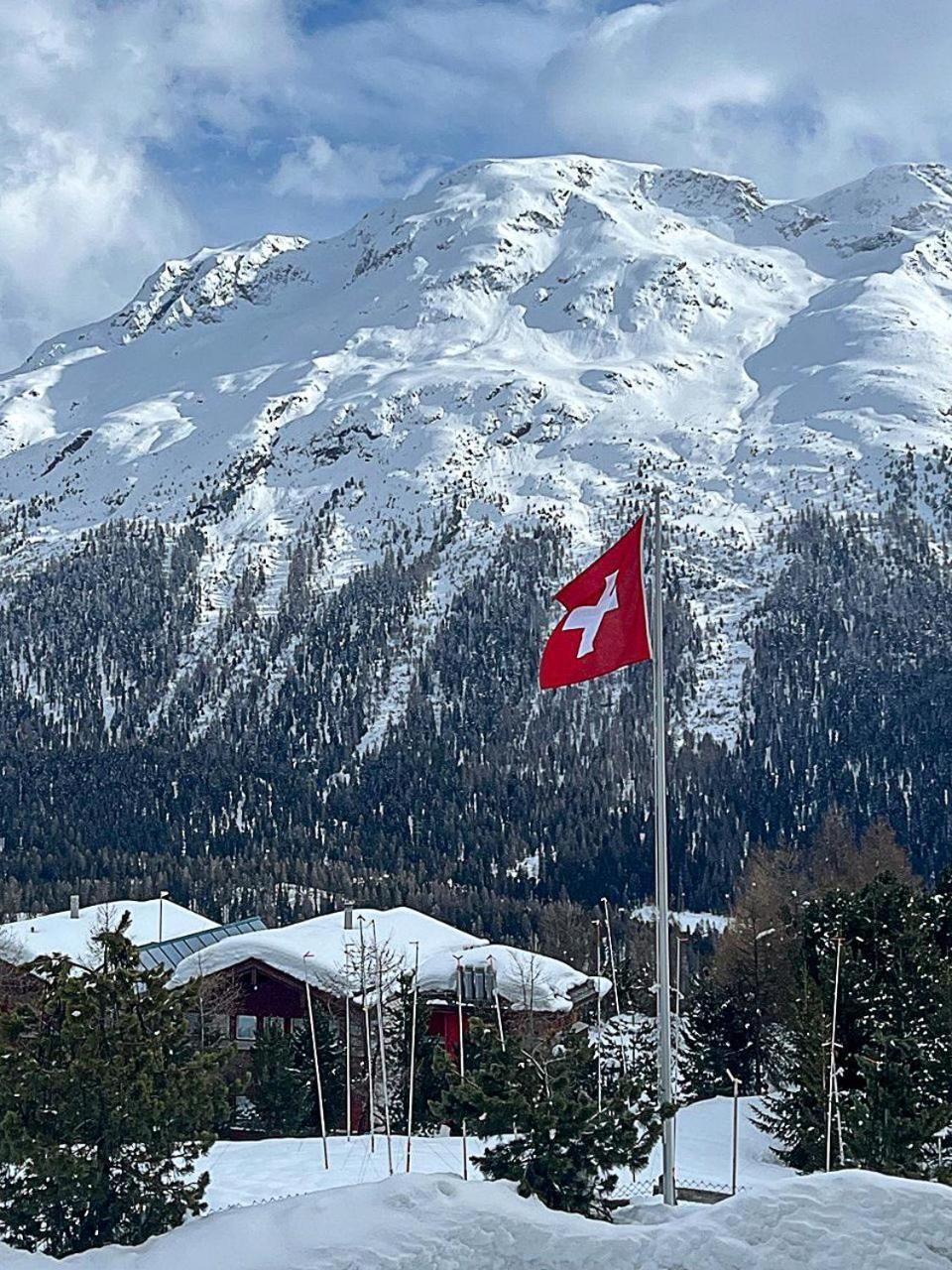 Sankt Moritz Suite Екстериор снимка